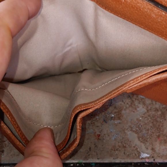 CHLOE LAVENDER PEBBLED LEATHER BIFOLD WALLET - Picture 12 of 12